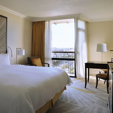 Marriott Hotel 4*