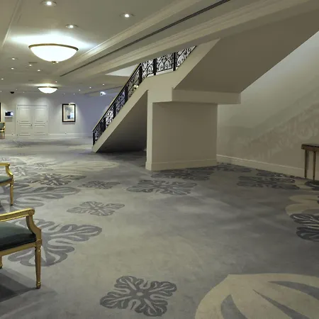 Marriott Szálloda 4*